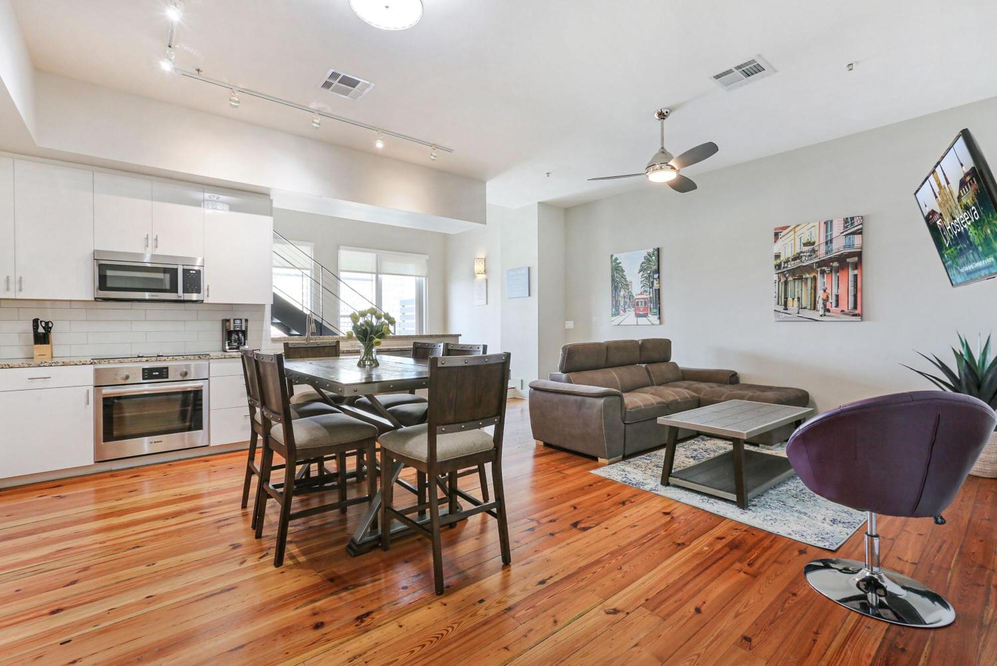 Upscale Condos And Penthouses Close To Canal And Bourbon St Новый Орлеан Экстерьер фото